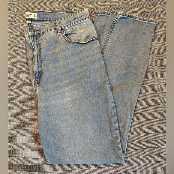 Abercrombie & Fitch Curve Love 90’s Slim Straight Ultra high Rise Wmns 34/18 - Picture 1 of 9